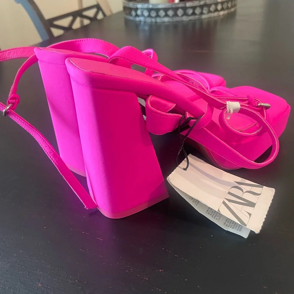 Zara Hot Pink Strappy Sandals NWT - Picture 3 of 6